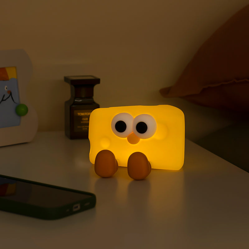 Cute Cartoon Toast Night Light – 1200mAh, Touch, Timer &amp; Dimmable