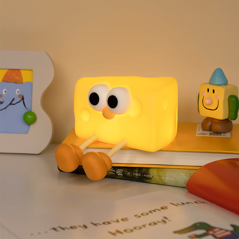 Cute Cartoon Toast Night Light – 1200mAh, Touch, Timer &amp; Dimmable